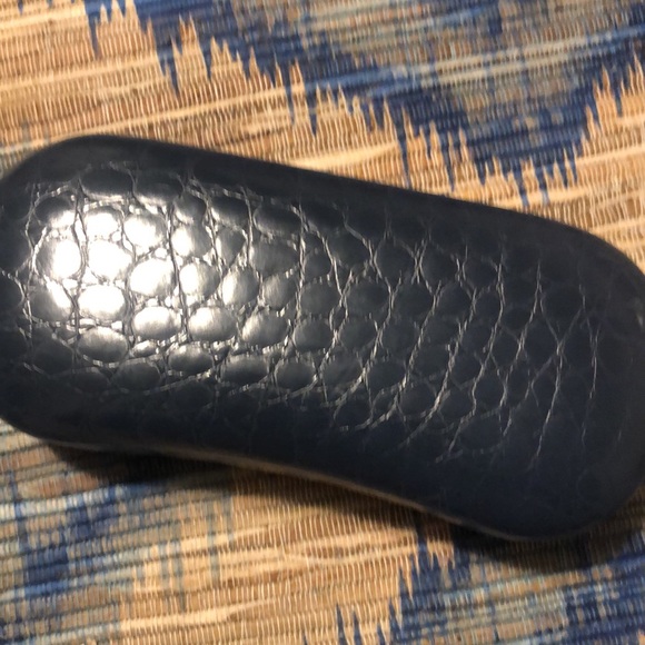 Prada readers - Picture 6 of 8